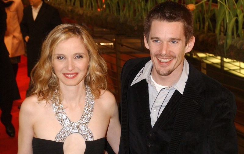 Ethan Hawke vine în Bucureşti, de Halloween