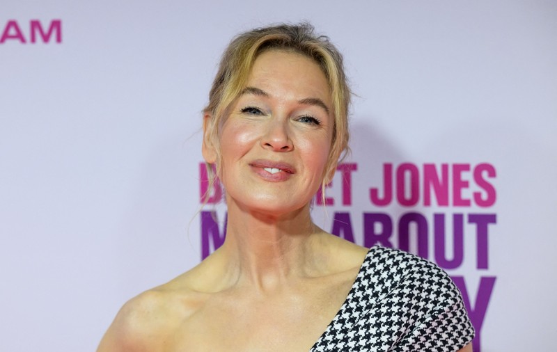 Dacă celebrul personaj Bridget Jones ar fi existat, ar fi riscat să moară de la chardonnay și țigări, spun medicii