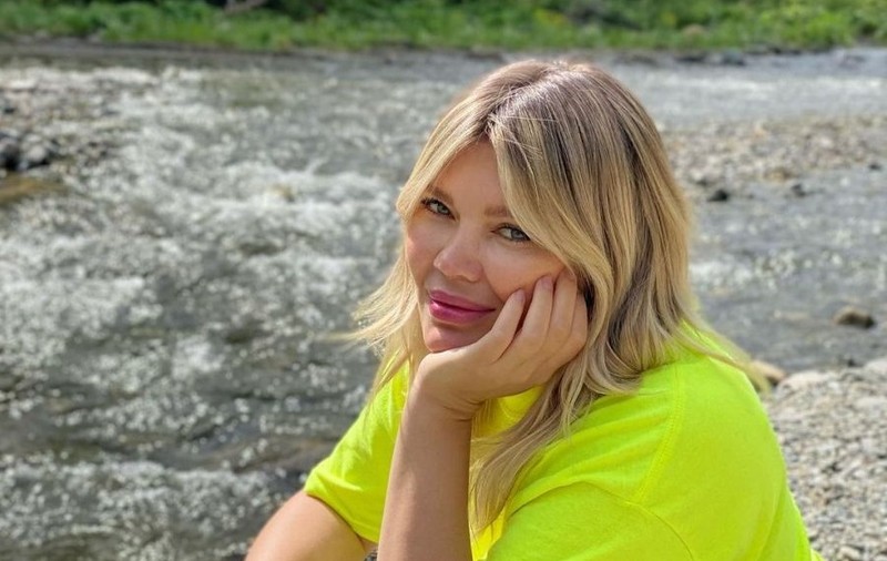 Gina Pistol a fost abadonată de mamă și crescută de bunică. Detalii neștiute din viața vedetei. „A lăsat-o la mine și a plecat”