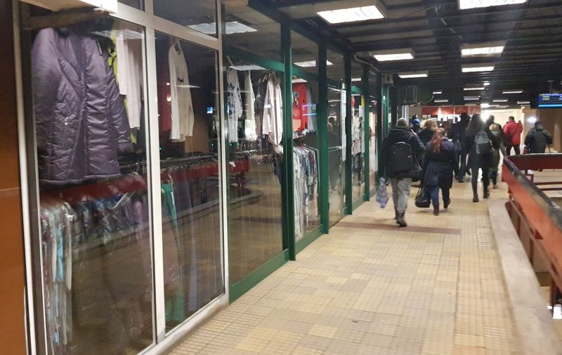 Editorial de Cătălin Doscaș: Sindicatul care a câştigat întotdeauna a pierdut pentru prima dată un război: ultimele negocieri au durat doar trei minute, iar spaţiile comerciale au rămas la Metrorex!