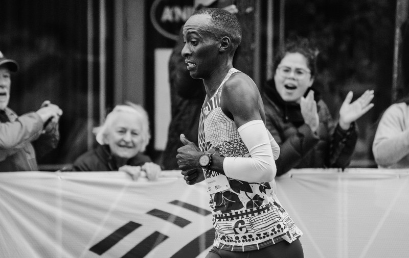 Kelvin Kiptum, deținătorul recordului mondial la maraton, a murit într-un accident auto. Avea 24 de ani