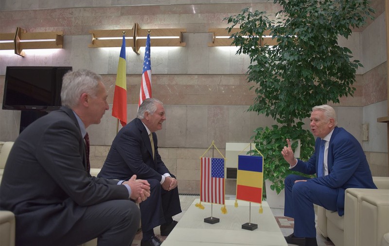 ANALIZĂ | Ce spun trei foști miniștri de Externe despre ,,vizita” Secretarului American de Stat la București