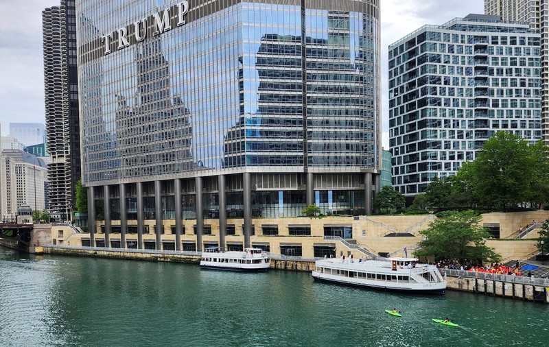 Trump Tower Chicago a încălcat legile de mediu, anunţă un tribunal din Illinois