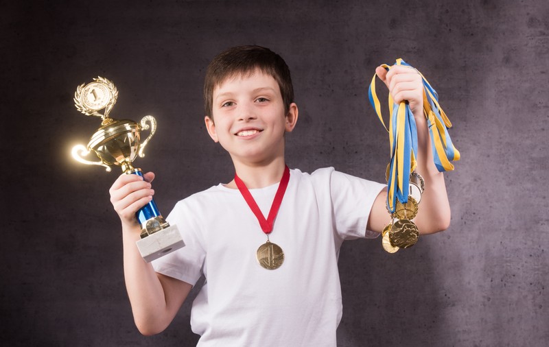 Gala olimpicilor internaționali. Peste 150 de elevi au fost premiați de Ministerul Educației. Daniel David: „Toți cei care au reprezentat România ar trebui să fie onorați”