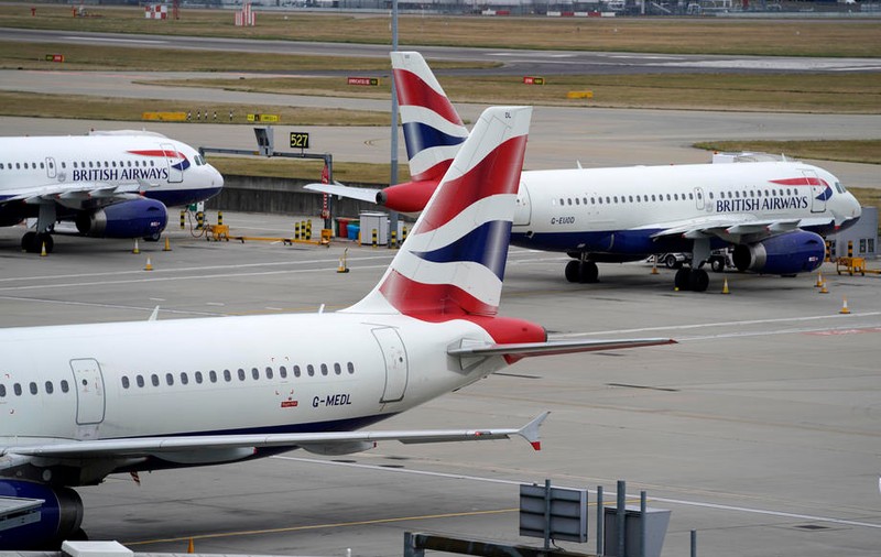 Un suspect de terorism, arestat pe aeroportul Heathrow din Londra