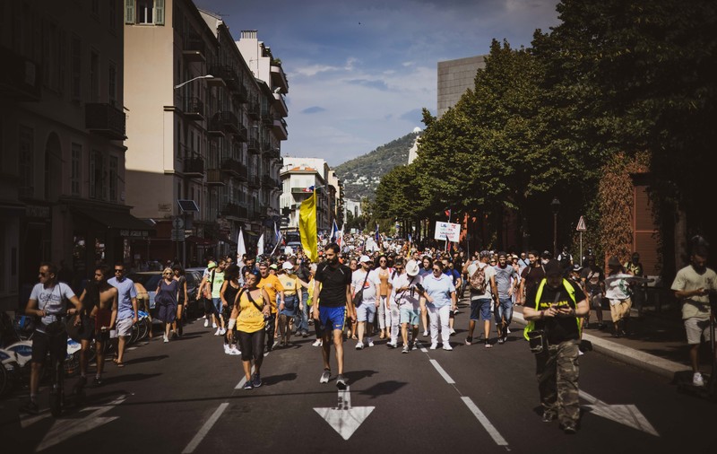 Noi proteste în Franța cu aproape 140.000 de participanți împotriva pașaportului sanitar