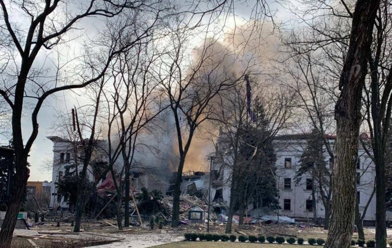 Italia va ajuta la reconstrucţia teatrului bombardat din Mariupol, transmite  ministrul italian al Culturii