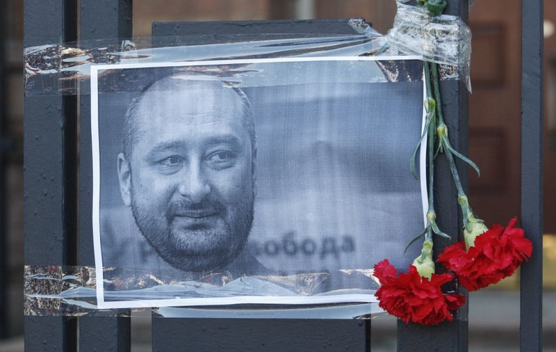 Cazul lui Arkady Babchenko și precedentul Virgil Tănase, românul pentru care Ceaușescu a dat ordin să fie omorât