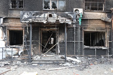 Multe dintre blocurile din Mariupol sunt distruse. Imagine din 4 aprilie | Foto: Hepta