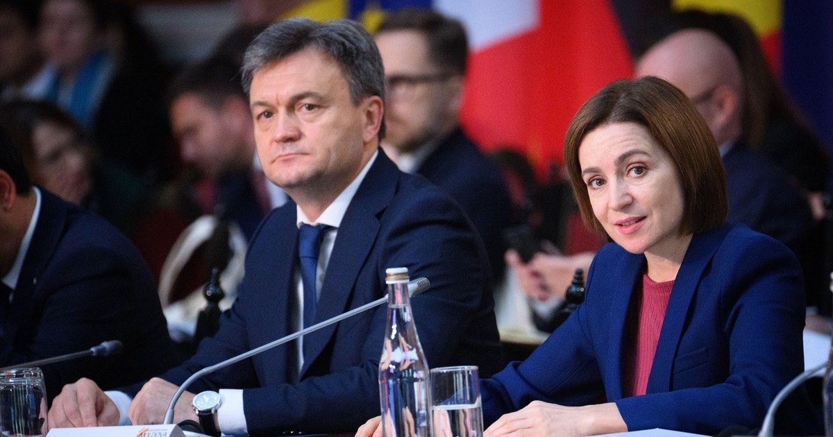 Premierul Dorin Recean și președinta Maia Sandu la Conferința de Sprijin pentru Rep. Moldova organizată în septembrie la Chișinău Foto: Profimedia