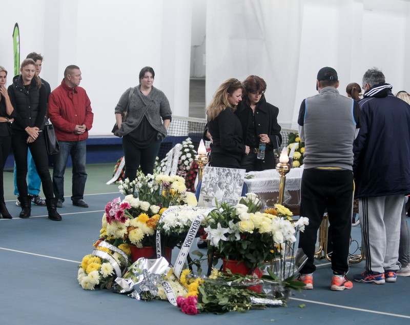 Lumea sportului și-a luat rămas bun de la Florența Mihai, cea care a descoperit-o pe Simona Halep și a antrenat-o pe Irina Begu. ^Mesaje emoționante de la cele două sportive pentru fosta mare jucătoare și antrenoare / FOTO
