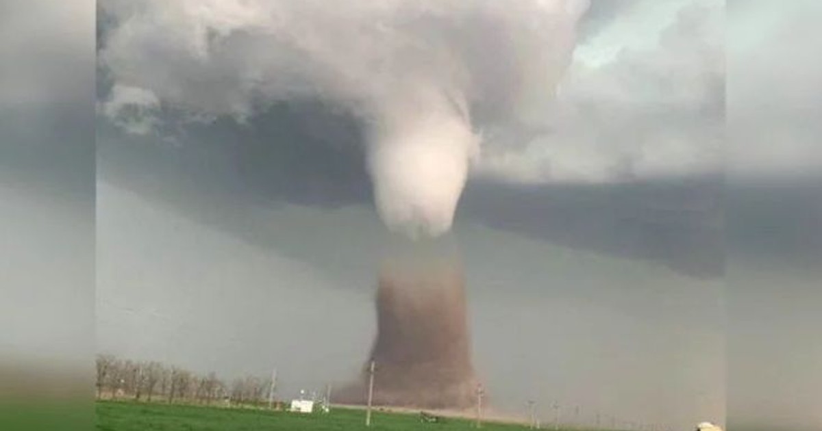 Ajutoare pentru persoanele afectate de tornada din Călărași