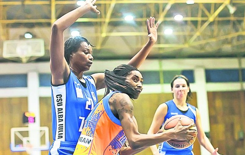 Ucise în final! CSM Târgovişte a pierdut în Euroliga de baschet, în urma aruncării de trei puncte a Laurei Macchi, de la Schio!