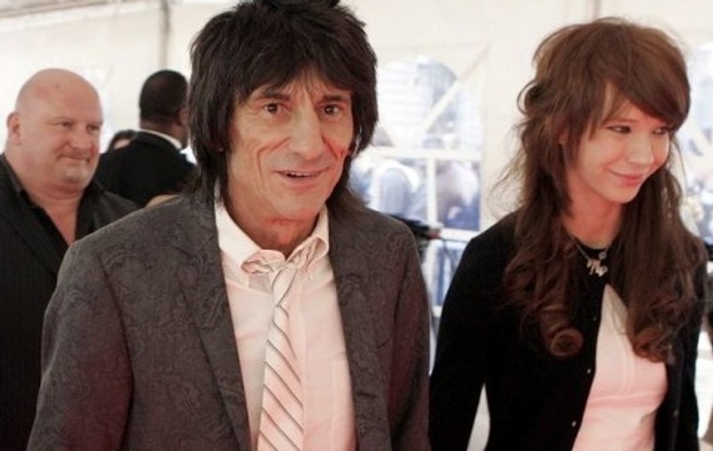 Iubita chitaristului Rolling Stones vrea să fie precum Cheeky Girls