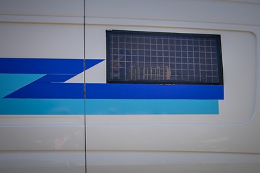 Dincă este dus spre penitenciar împreună cu alţi deţinuţi