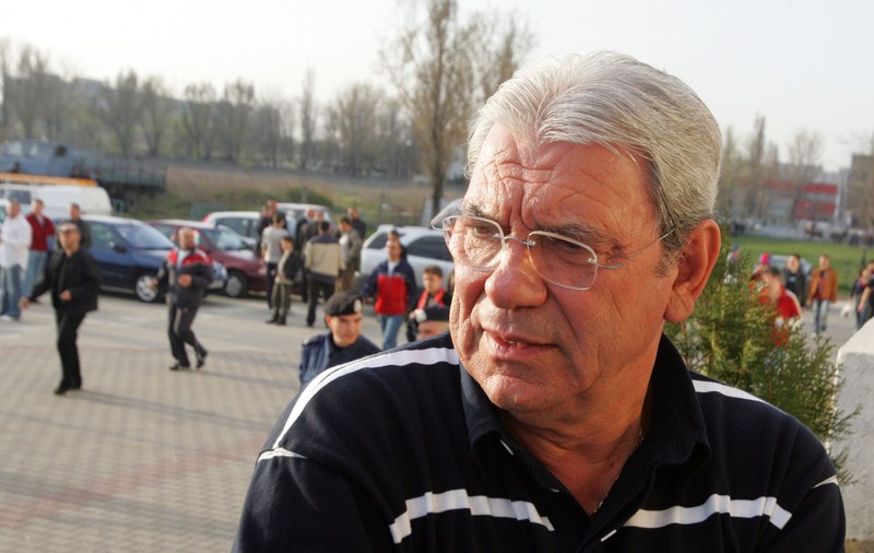 Suferința lui Ienei! Problemele de sănătate nu îi dau pace fostului antrenor: ^"Nu ştiu ce face «motorașul». Sunt sub supraveghere medicală tot timpul"