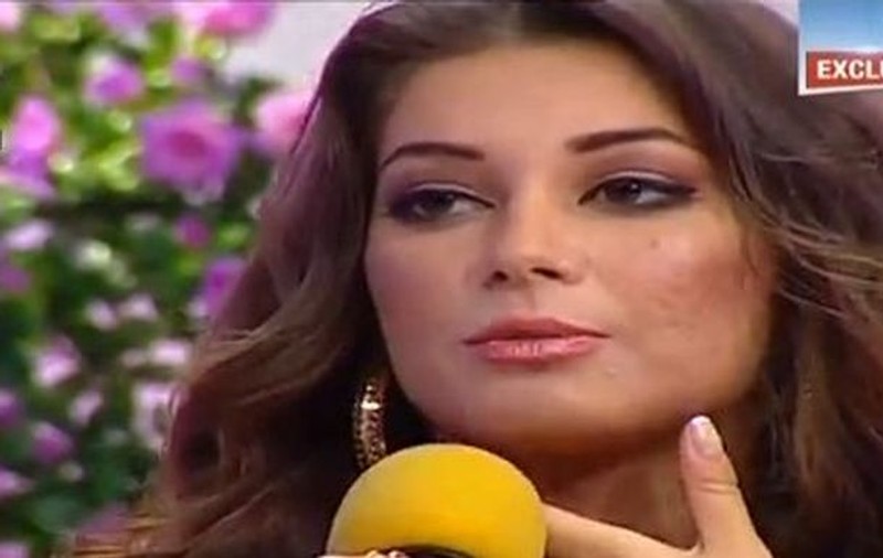 ELENA DE LA MANDINGA VORBEŞTE DESPRE COŞMARUL VIEŢII EI: LUPTA CU ACNEEA! | FOTO