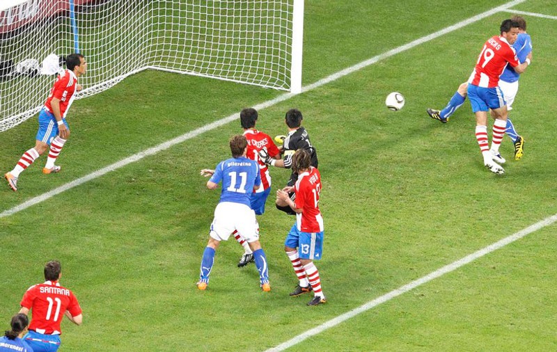Italia a evitat ruşinea / 1-1 cu Paraguay