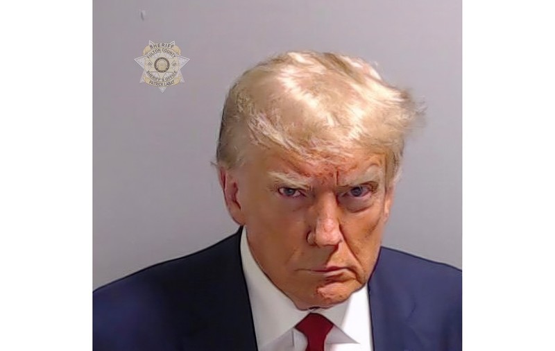 Echipa lui Trump anunță că a strâns milioane de dolari după ce a fost dată publicității fotografia „mugshot” a lui Trump
