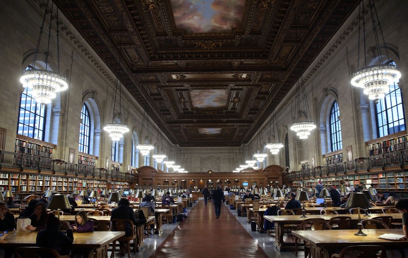 Cele mai mari biblioteci din lume. Sigur ai găsi ceva interesant de citit acolo