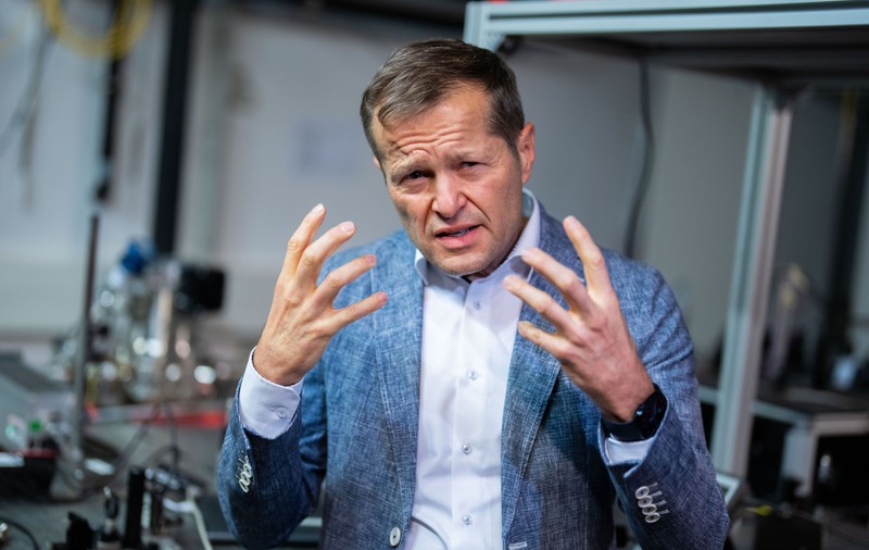 Școala din Ungaria în care a învățat Ferenc Krausz, laureatul Premiului Nobel pentru fizică, nu are profesor de fizică