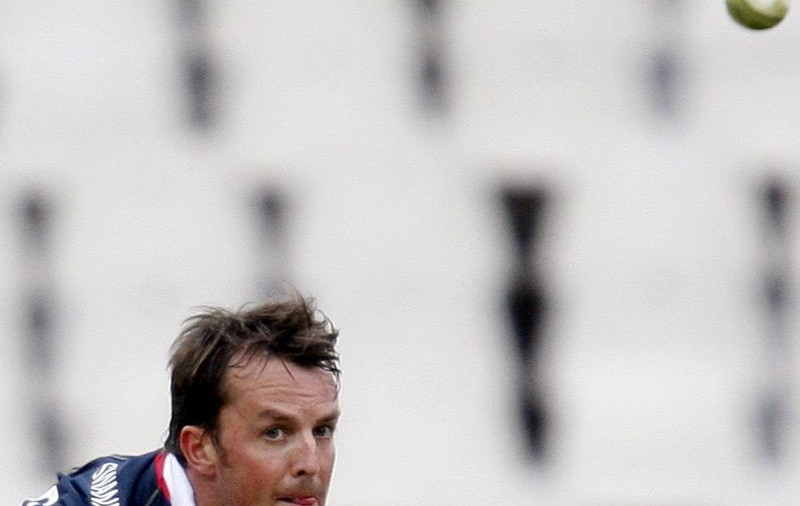 Jucătorul de cricket Graeme Swann, prins beat la volan, dă vina pe pisică