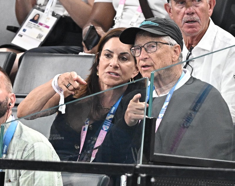 Bill Gates a vorbit în premieră despre noua lui iubită: „Ne distrăm”. Unde au mers împreună până acum