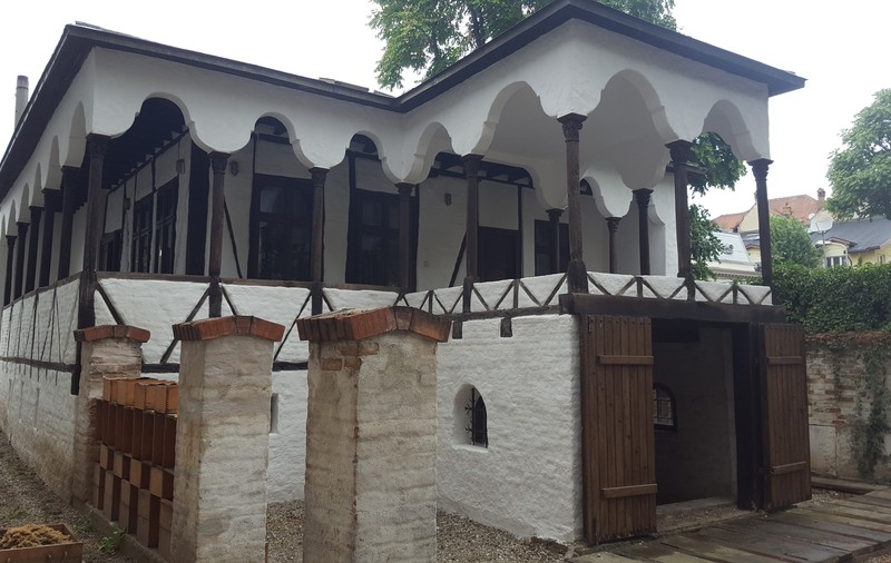 Cea mai veche casă din București, deschisă publicului. Și-a recăpătat strălucirea de odinioară!