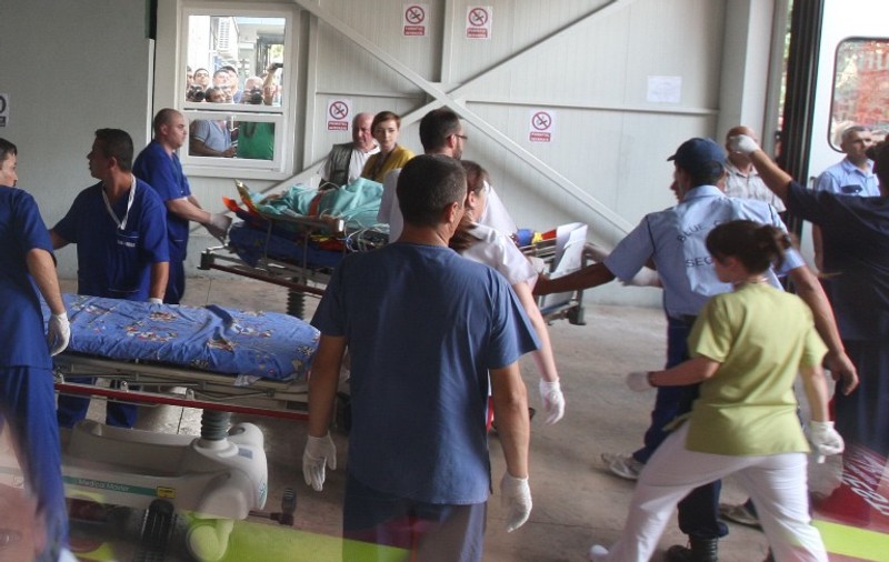 EXCLUSIV | De pe patul de spital, supravieţuitorii teribilului accident din Muntenegru vorbesc cu anchetatorii de la IGP 