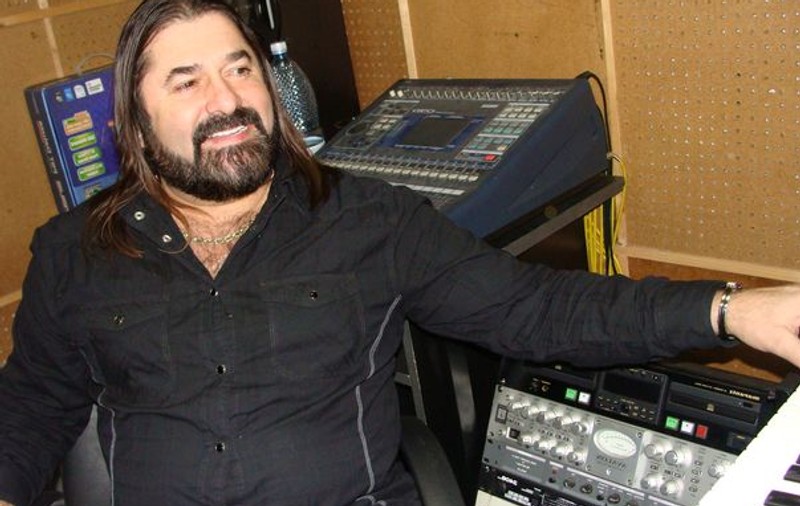 Gheorghe Gheorghiu frecventează pe ascuns un club de folk