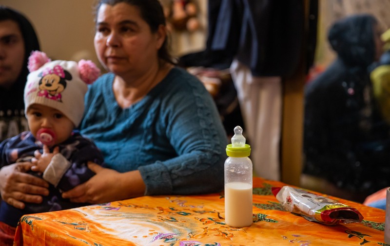 Primăria Sectorului 5 s-a răzgândit. Cele opt familii care trăiesc în vila abandonată nu vor mai fi evacuate și vor fi ajutate cu plata chiriei timp de 2 ani