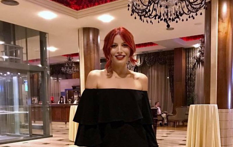 Elena Gheorghe a stârnit iar vâlvă pe internet. Ce le-a spus fanilor despre bebelușul pe care urmează să-l aducă pe lume