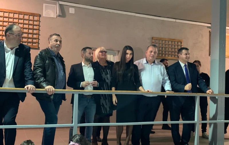 EBA se reîntoarce în politică. Fiica lui Traian Băsescu a participat la inaugurarea unui sediu al PMP