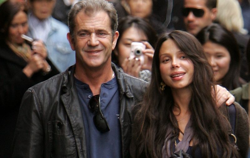 Oksana: "Mel Gibson este un tătic incredibil"