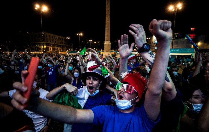 Fiesta la Roma după ce Italia s-a impus cu 3-0 în fața Turciei, în primul meci de la Euro 2020