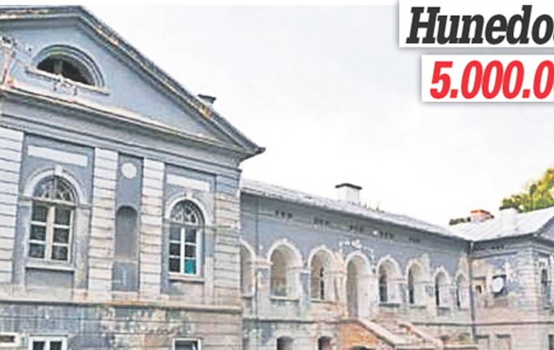 Iată ce castele sunt de vânzare în România!