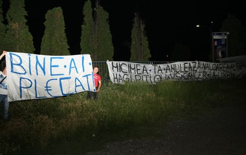 FOTO EXCLUSIV | Fanii Stelei, protest în Ghencea