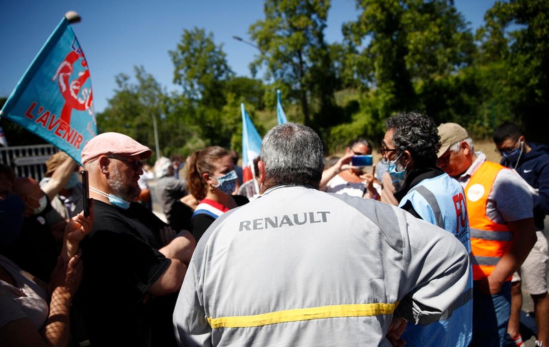 Proteste în Franţa faţă de planul de restructurare anunţat de Renault
