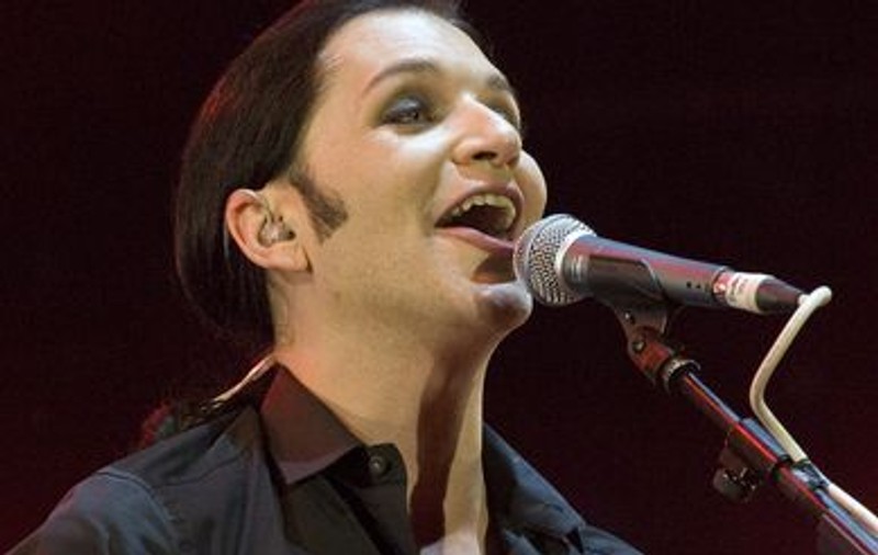 Brian de la Placebo a leşinat pe scenă