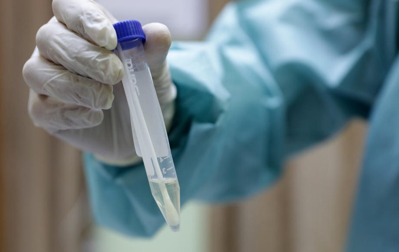 Pot fi vârfuri de infecție cu noul coronavirus chiar și în pline măsuri de relaxare, avertizează OMS