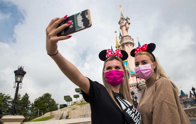 Disney s-a transformat în fabrică de șomeri. 28.000 de angajați, concediați din cauza pandemiei