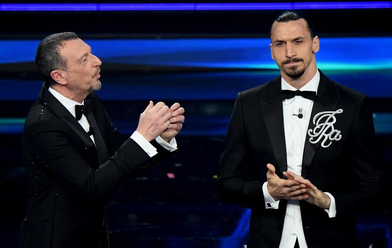 Zlatan Ibrahimovic s-a dat în spectacol la festivalul de la Sanremo: „Violoniștii să plece, dar să rămână fetele”