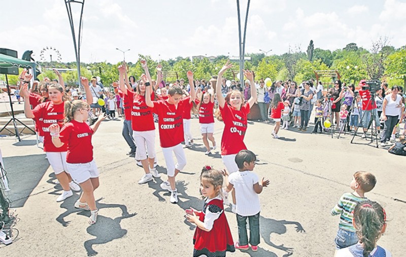 «Ajută copiii!» a sărbătorit 1 Iunie în parc