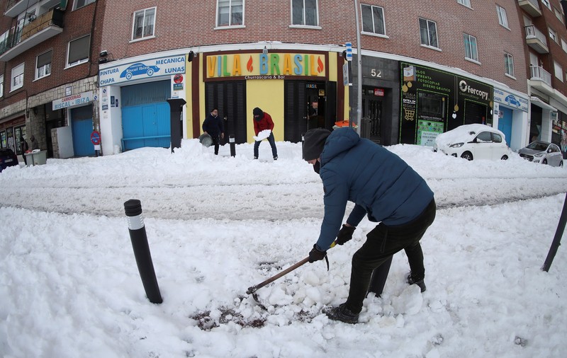 După furtuna de zăpadă care a blocat Madridul, Spania se pregătește de un frig năprasnic