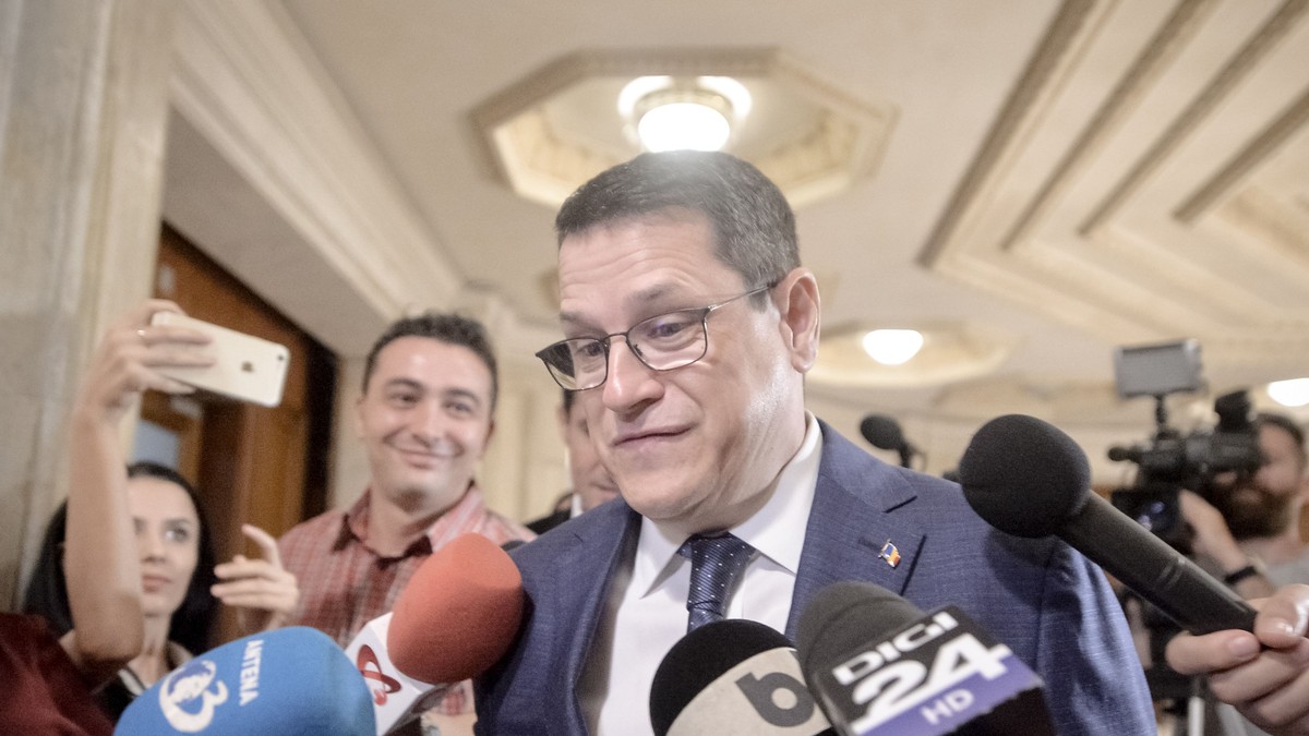 SRI a transmis informații despre pericolul pestei porcine încă din iunie 2016. 132 de informări către instituțiile statului