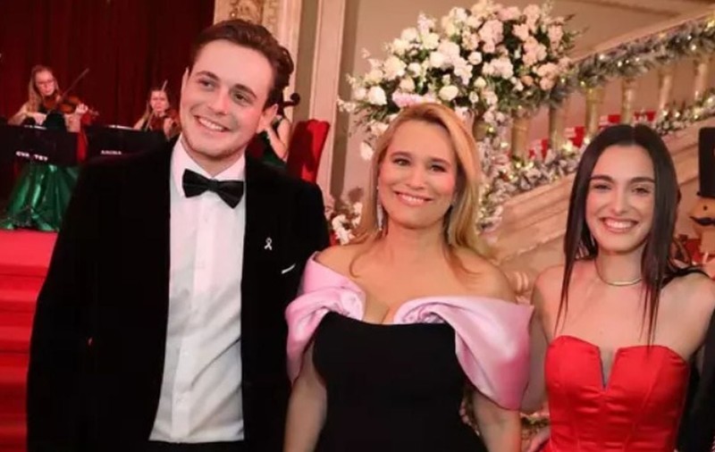 Ce se întâmplă când Aris și Alexia Eram, cei doi copii pe care îi are Andreea Esca, petrec prea mult timp împreună: „Pe mine mă amuză”