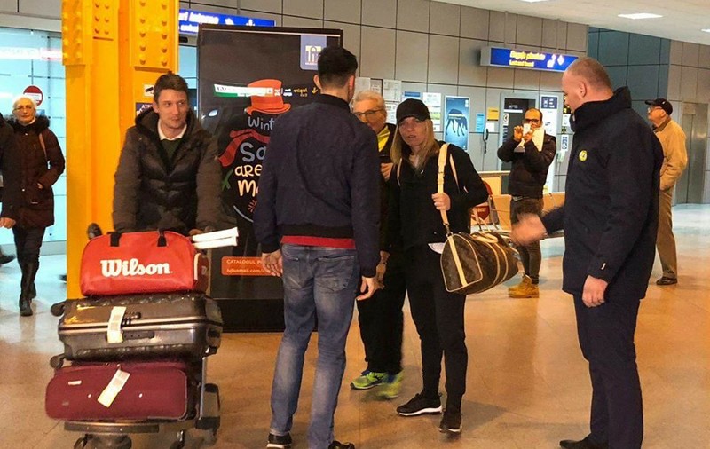 Simona Halep a revenit în țară după ce a abandonat la Doha. Jucătoarea de tenis n-a dat declarații