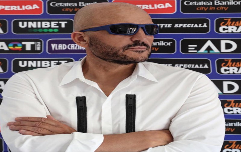 Adrian Mititelu se retrage de la FCU Craiova... din nou: Fiul său va prelua conducerea | VIDEO