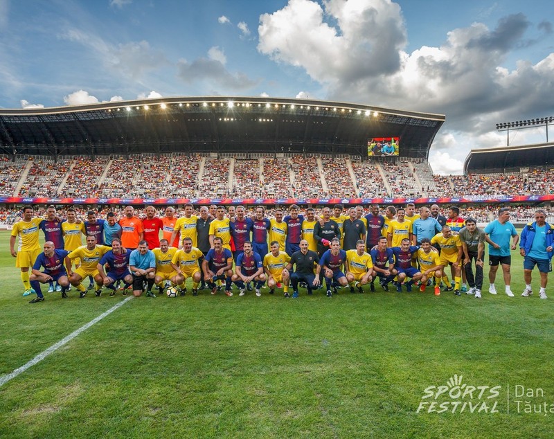 Toate detaliile meciului Generația de Aur - Legendele Barcelonei / FOTO