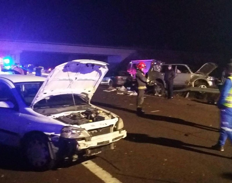 Accident grav în Ungaria, cu trei morți și 31 de răniți. Au fost implicate mașini din România | FOTO